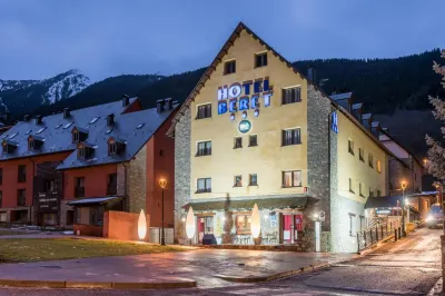 Hotel Snö Beret Cascada en el río d'Aiguamòg 주변 호텔