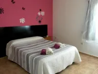 Hostal Catedritos Ibéricos A-5 Km 154 A 5 KM de Oropesa A 1 KM de Herreruela de Oropesa Hotels in El Gordo