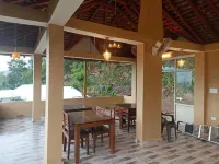 Billing View Camp and Mud Houses Hotels in Mandi