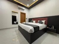 Hotel Pearl Nest Palace