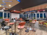 Ascent Hotel & Cafe Malang Hotels in Klojen