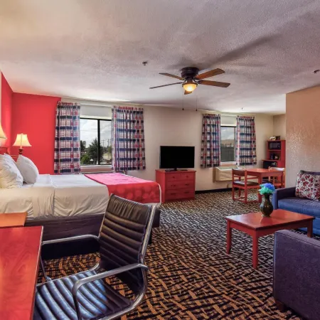 Ramada by Wyndham Oklahoma City Airport North