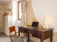 Beatrice - Regal Residence