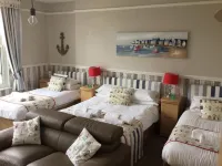 Earlston House