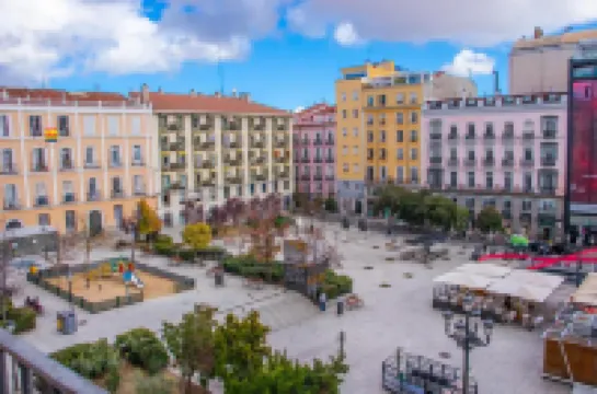 Vázquez de Mella Gran Vía