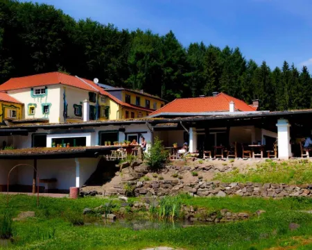 Hotel Hüttenmühle mit Mühlengaststube Hotels in Hillscheid