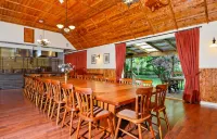 Vineyard Cottages - Kumeu Hotels in Parakai