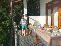 Amado Homestay (Family room) - Desayuno