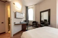 Hotel Moderno
