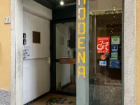 Hotel Modena Old Town Hotels in Malcesine