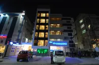 Hotel Ambassador Hotels in Indore