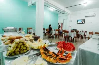 Hotel Verde Mares - breakfast
