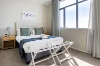 Axis Luxury Apartments by Century City Hotels