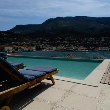 Perantzada Hotel 1811