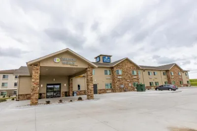 Cobblestone Hotel & Suites-Sheldon Hotel dekat Northwest Iowa Community College–Sheldon