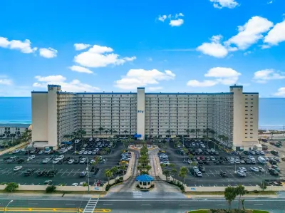 Regency Towers by Panhandle Getaways Hôtels à : Lower Grand Lagoon