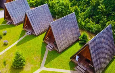 Rooms & Glamping Lana Haus Hotels in 