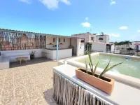 โฮเทล คาซา ปูเอร์ตา เด มาร์