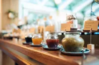 Five Rooms - breakfast