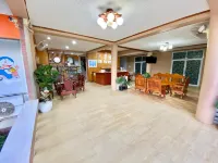 โรงแรมทอแสงพฤกษา