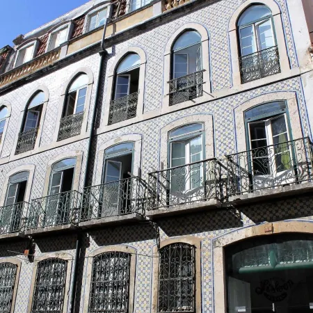 Back to Lisbon Hostel