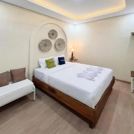 Urbanview Terra Hotel Syariah Near Stasiun Sragen by RedDoorz