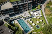 Molaris Lodge