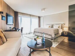 Elizabeth Arthotel