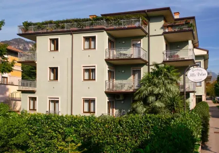 Residence Alle Palme Отели в г. Рива-дель-Гарда