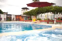 Zafra's Hotel - parking