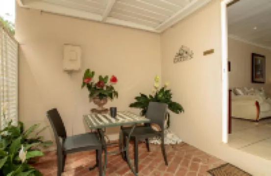 查特韋爾旅館 烏姆蘭加酒店