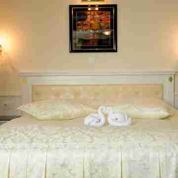 Millenium Palace Rooms