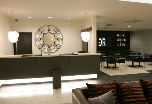 1. 그린 리치 호텔..