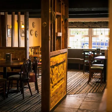 Three Horseshoes Inn