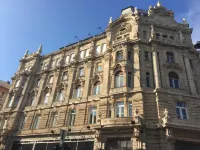 Maverick Downtown Hotel a 