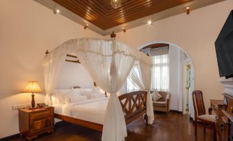 The Clovelly Bungalow