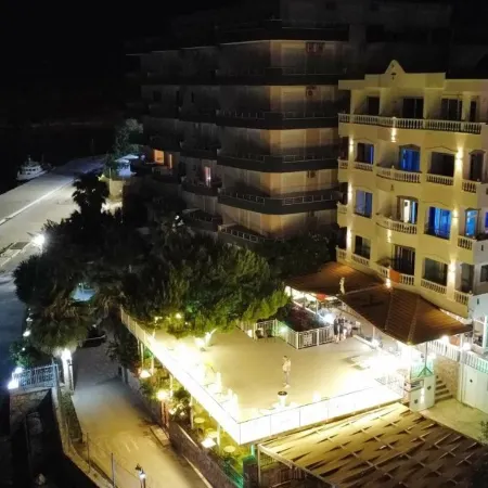 Kalemi's Beachside Hotel