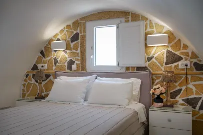 Wisteria Apartments, Santorini - 2026 Prices & Reviews | Trip.com