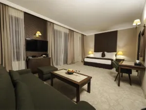 Maxi Park Hotel & Spa