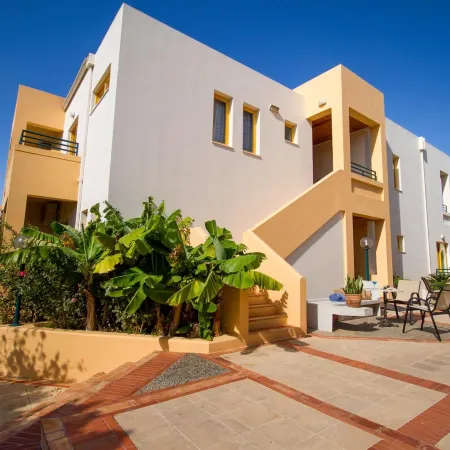 Lycasti Maisonettes