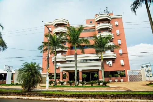 Jr Hotel Marilia - parking