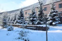 Yeghevnut Hotel