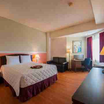 Grand Plaza Hotel Rooms