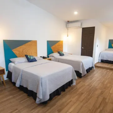 Hotel Citlalli Отели рядом с достопримечательностью «Археологические памятники древнего поселения Хойя-де-Серен»
