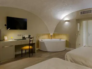 Caruso Place Boutique & Wellness Suites