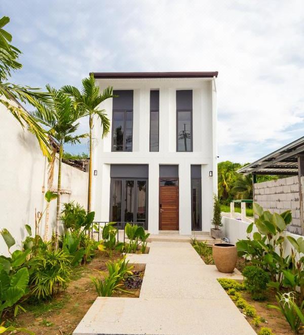 Baan Kamana Guest House