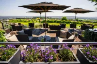 Relais & Châteaux Hotel Burg Schwarzenstein Hotels in Ingelheim am Rhein