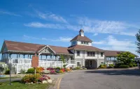 The Fountain Inn Hotels in Put-in-Bay