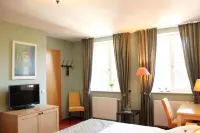 Landgasthof Wildwasser Hotels in Hambühren