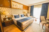 Lords Palace Hotel Spa Casino